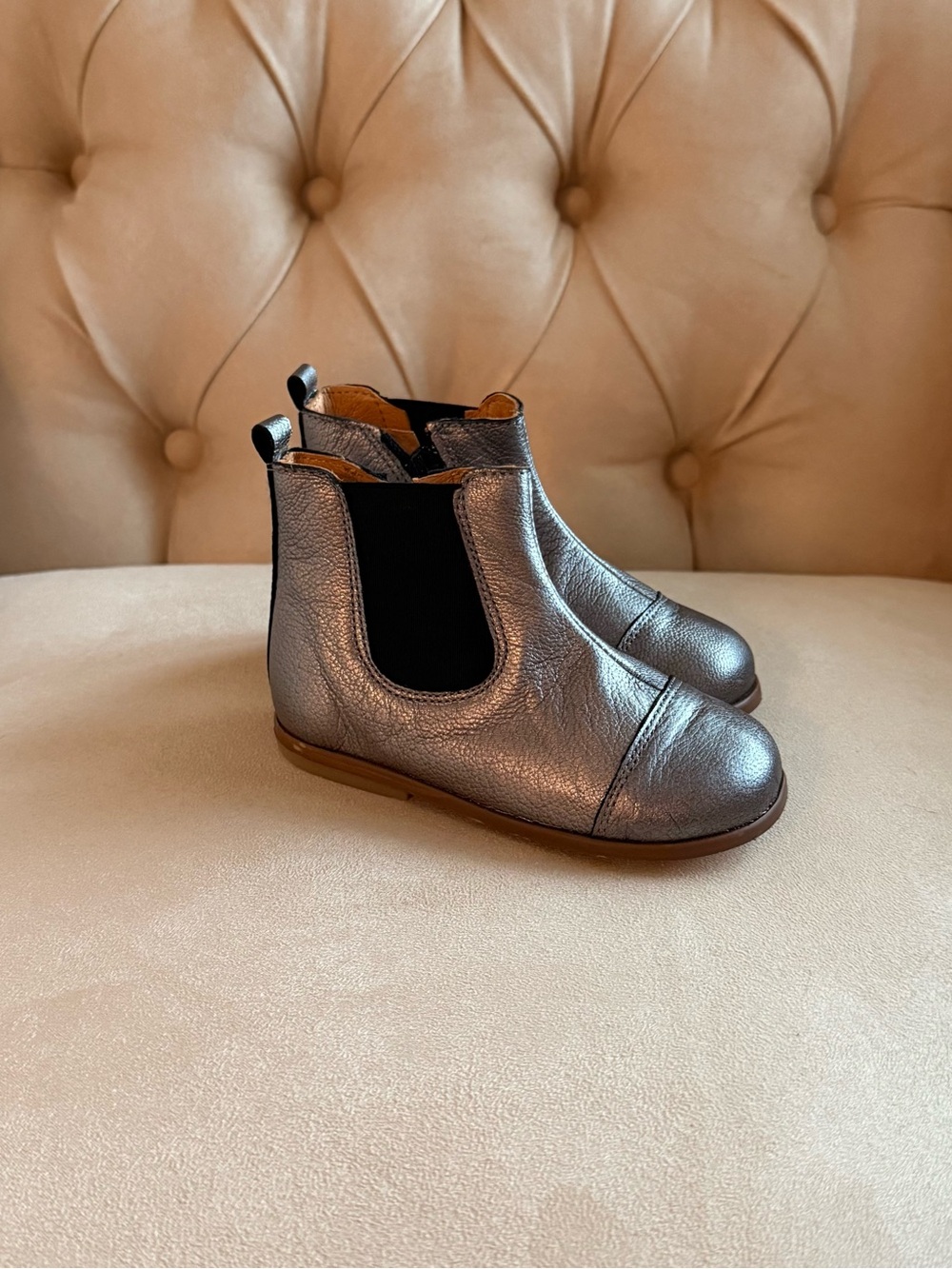 Patt'touch Mahe' Silver Leather Side Zip Ankle Boots | EU 23 | French Designer